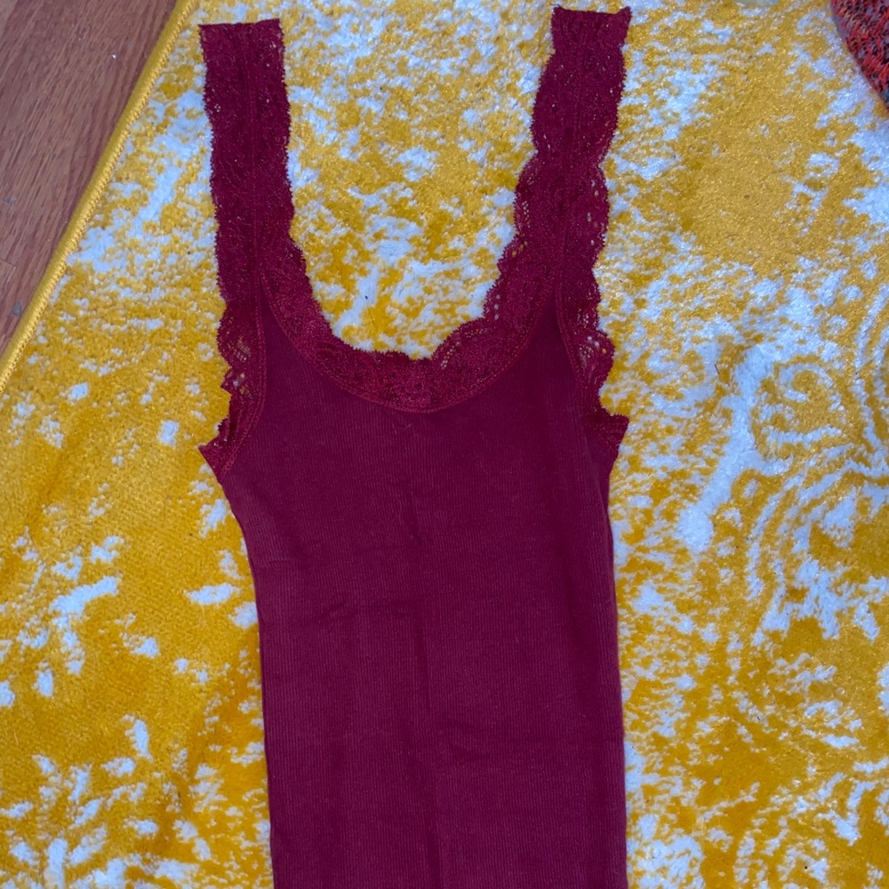 Lace tank top.